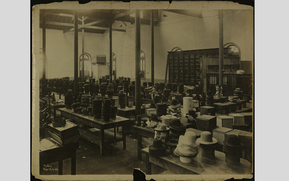 Fábrica de chapéus, 1908. Crédito: Augusto Malta/ Museu da Imagem e do Som (MIS)