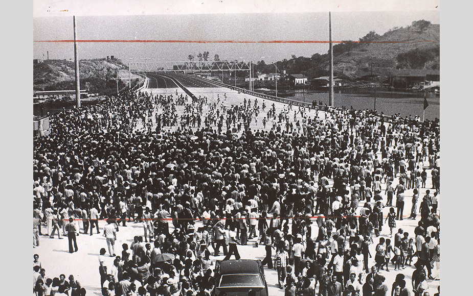 Inauguração da ponte Rio-Niterói. Crédito: Arquivo Nacional