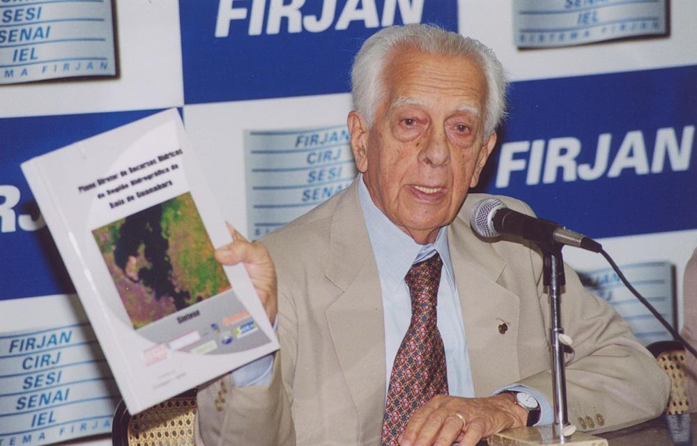 Mauro Ribeiro Viegas no Conselho Empresarial de Recursos Hídricos em 2006. Crédito: Acervo Firjan