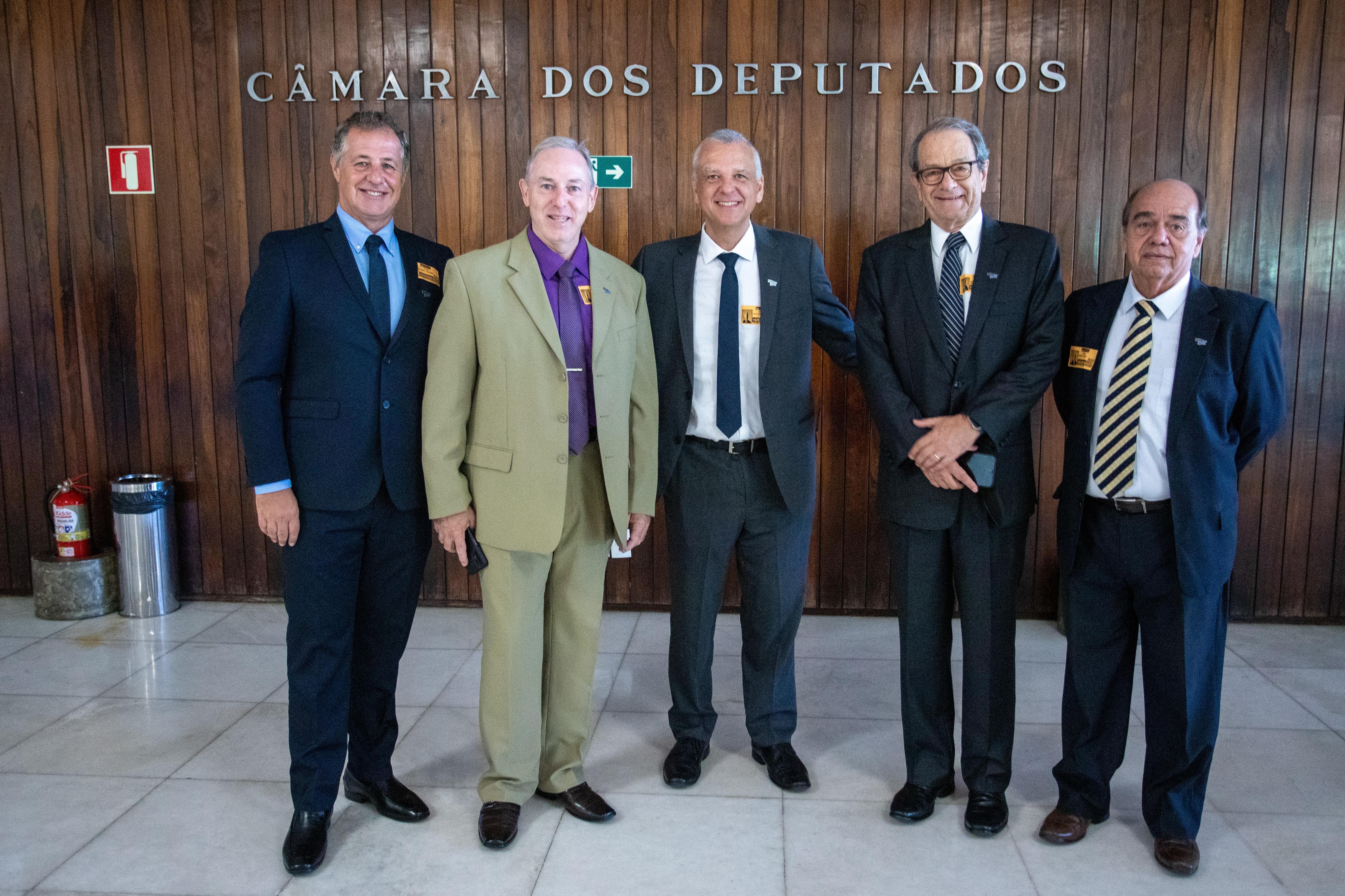 Antonio Berenguer com Ricardo Guadagnin, Valter Zanacolli, Júlio Cesar Talon e Mauro Varejão na apresentação da Agenda Legislativa em 2024. Créditos: Paula Johas/ Acervo Firjan