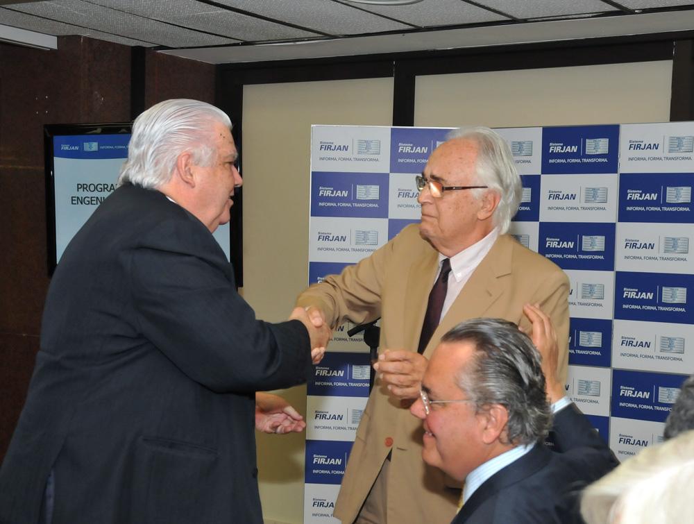 Marco Antonio Raupp e Fernando Adolpho Ribeiro Sandroni em 2013. Créditos: Antônio Batalha/ Acervo Firjan