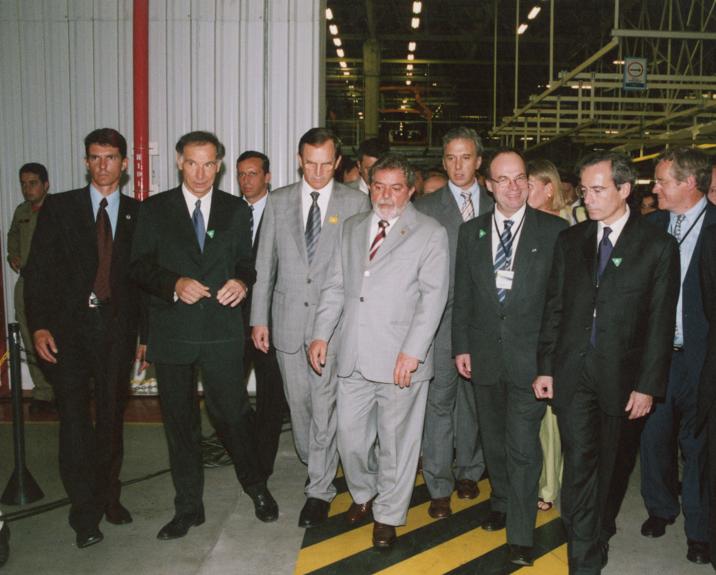 Inauguração da fábrica Peugeot Citroen em 01/02/2001.