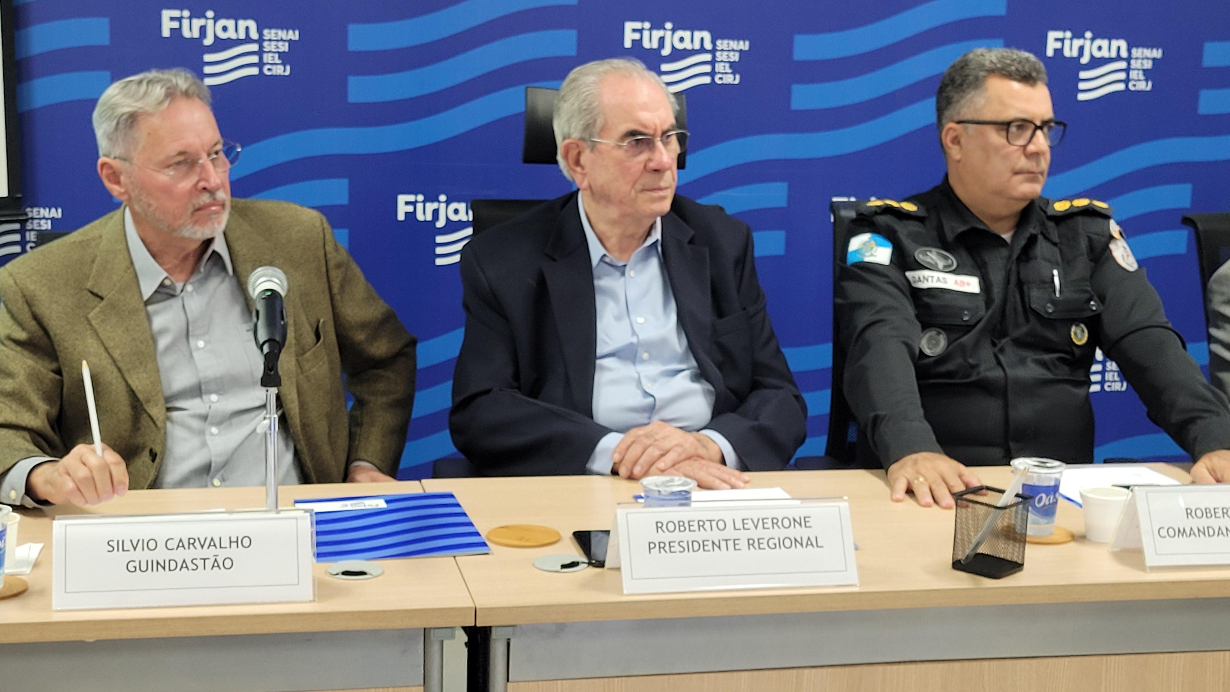 Roberto Leverone e Silvio Carvalho. Crédito: Acervo Firjan