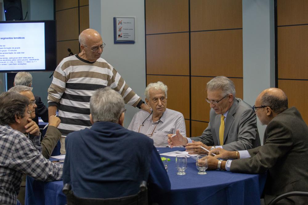 Sérgio Carlos Bousquet Perez em discussão sobre Os Desafios Empresariais na Nova Economia . Créditos: Paula Johas/ Acervo Firjan