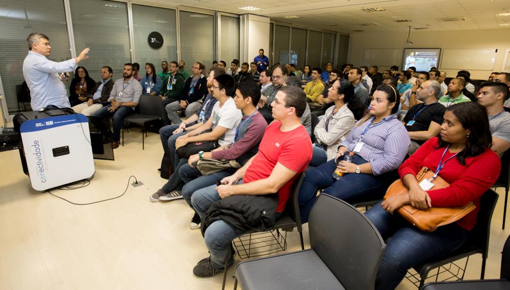 Palestra de Maurício Ogawa sobre o futuro da Internet na Semana de Tecnologia na Faculdade SENAI - Tijuca. 23/08/2016.  Créditos: Renata Mello/ Acervo Firjan 