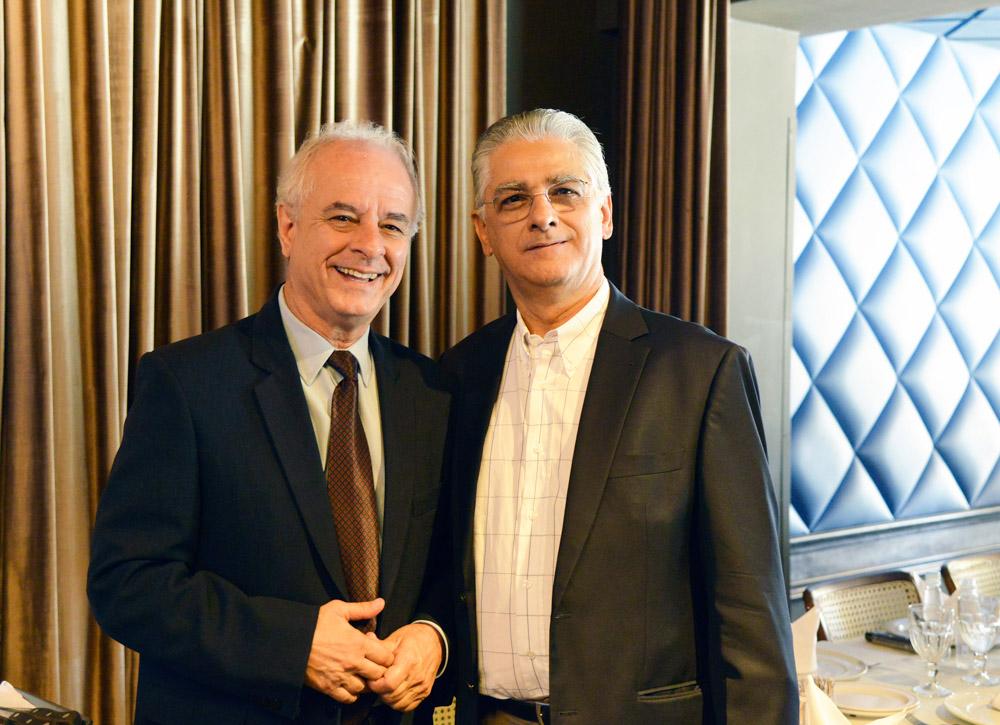 Edvaldo Xavier de Carvalho e Luiz Césio Caetano. Crédito: Antonio Batalha/Acervo Firjan