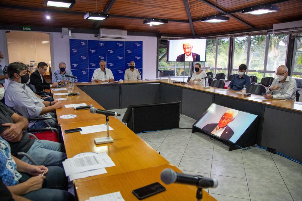 Eduardo Eugenio Gouvêa Vieira durante reunião do programa Firjan_Peq em fevereiro de 2022. Créditos: Paula Johas/ Acervo Firjan