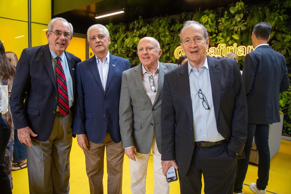 Roberto Leverone, Luiz Césio Caetano, Victor Misquey em evento na casa Firjan no dia 4/11/2024.Créditos: Paula Johas/ Acervo Firjan
